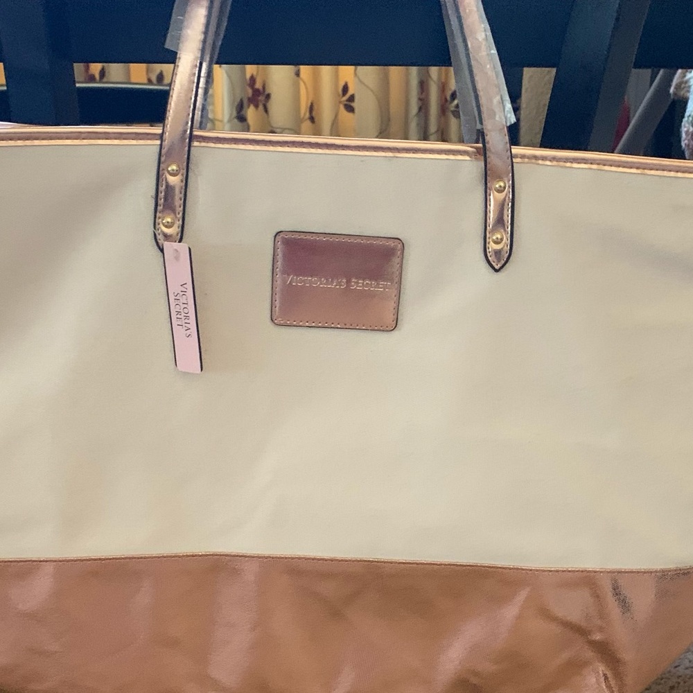a never used VS bag